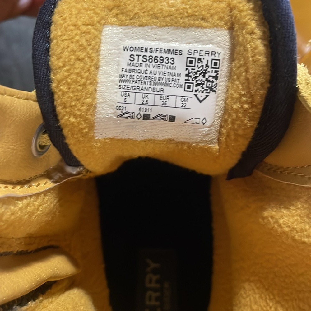 Sperry Top-Sider - Womens Saltwater Nylon Boots, size 5 US womens, color yellow. - Picture 5 of 6